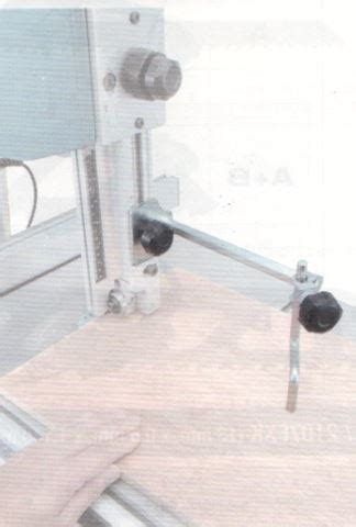 MAKITA JM21000300 - Extension De Table Pour Scie à Ruban LB1200F - Agrandissez Votre Espace De Travail ! - 8