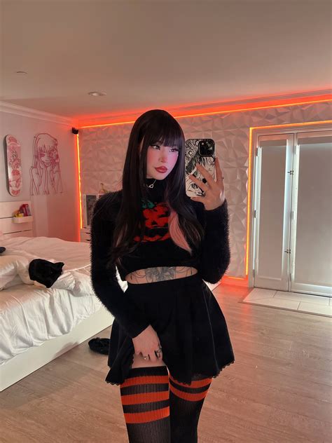 TW Pornstars - Lyn. Twitter. 🎃💖. 12:33 AM - 24 Sep 2022