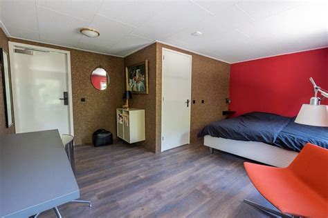 HOTEL LEEUWERIK (Bad Nieuweschans) - Hotel Reviews, Photos, Rate ...