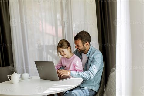 Daughter Using Computer 的图像结果