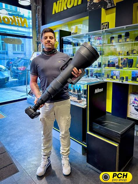 Hình ảnh ống kính hiếm hoi Nikon ED Nikkor 1200-1700mm f/5.6-8 P IF ...