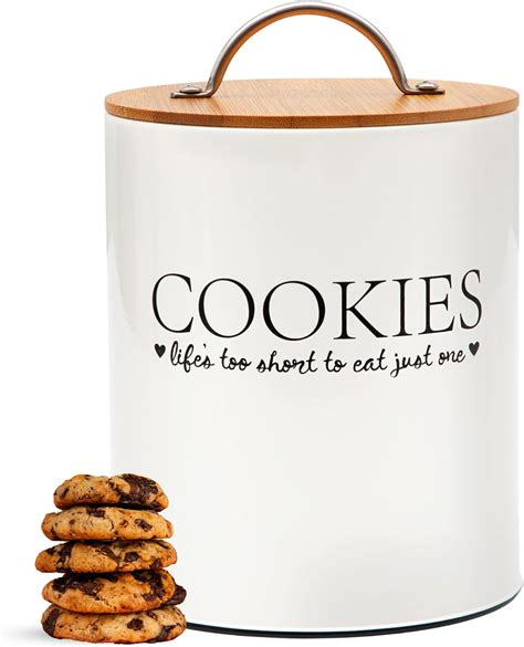 Amazon.com: Peanuts Classic Snoopy Doghouse 11.2" Cookie Jar: Home ...