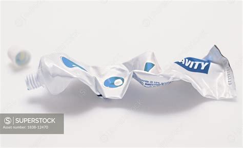 Used Toothpaste Tube 的图像结果