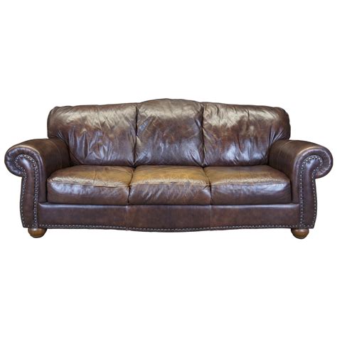 Traditional Leather Sofa 的图像结果