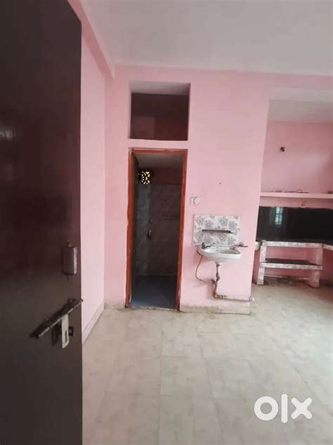 house for small family and job holder - For Rent: Houses & Apartments ...