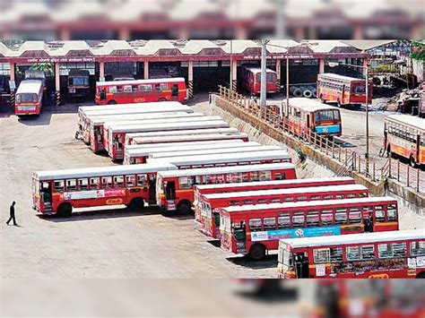 BEST may soon roll out short-route mini buses for narrow roads