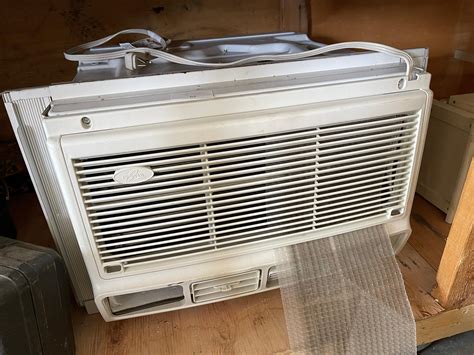 Lot - Large Whirlpool Window AC Unit