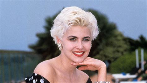 Sherilyn Fenn: "In America, we are so confused about sexuality" - The Big Issue