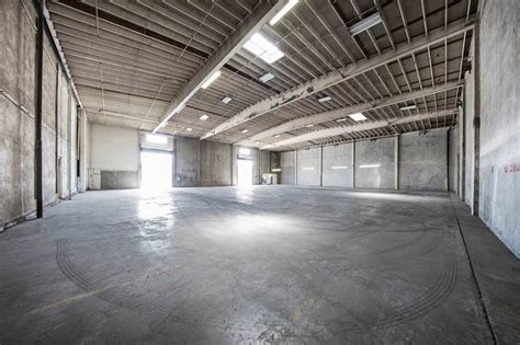10,000 Sq ft Creative Industrial Warehouse, Santa Monica, CA | Event ...