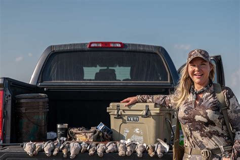Guided Dove Hunts in Texas | Dry Creek Outfitters
