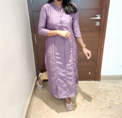 Authentic Indian Ethnic Wear for Women | Aarral.in