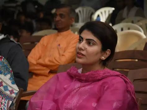 Mechanical engineer - Who is Rivaba Jadeja and why is she in the middle ...