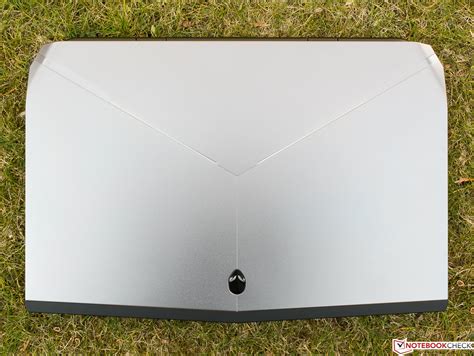 Image result for Alienware 17 R2 Deutsch