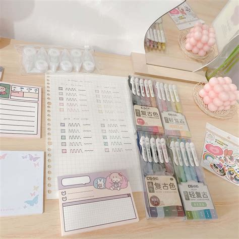 Aesthetic School Stationery 的图像结果