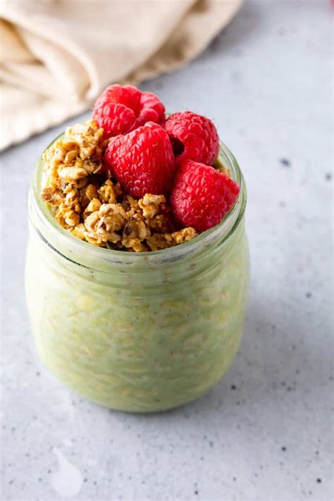 Matcha Overnight Oats – Sugary Logic