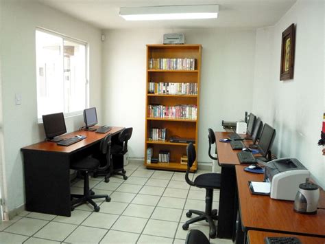 Computer Room 的图像结果