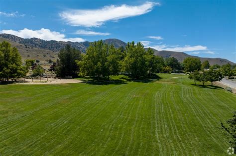 About Hidden Valley | Schools, Demographics, Things to Do - Homes.com