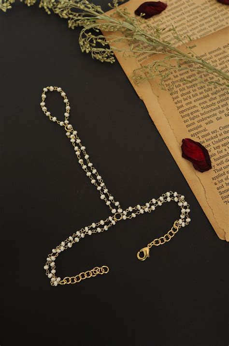 Bronte Pearl Hathphool Bracelet – Do Taara