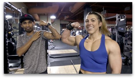 Female Muscle Videos and Photos - HerBiceps