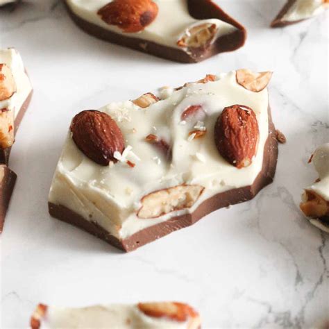 Almond White Chocolate Bark at Julie Solberg blog