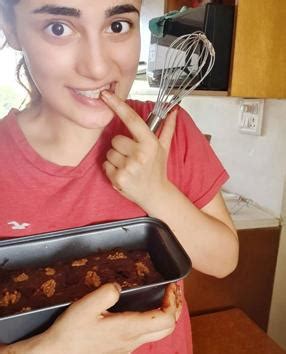 Lockdown woes: Cooking more, eating more, but weight? It can wait ...
