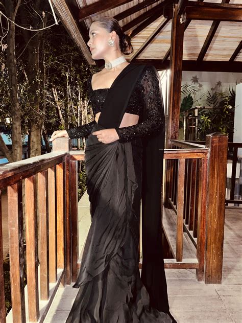 Black Ruffled Saree – That Gal