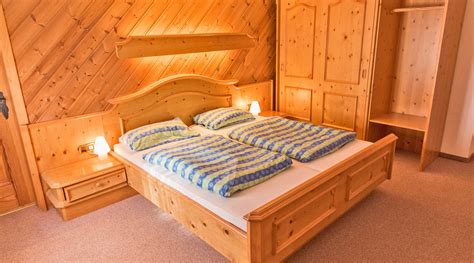 HOTEL BERNINA (Poschiavo) - Hotel Reviews, Photos, Rate Comparison ...