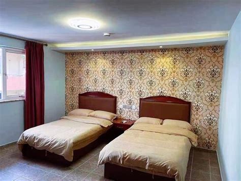 H & H INN (Victoria Island) - Hotel Reviews & Photos - Tripadvisor