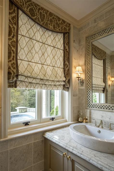 15+ Stylish Bathroom Window Covering Ideas