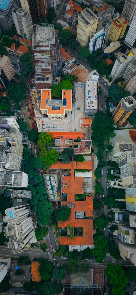 High Resolution Image of Building Top View 的图像结果