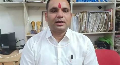 देवेन्द्र चौरसिया हत्याकांड में हटा जनपद पंचायत अध्यक्ष फिलहाल बने ...