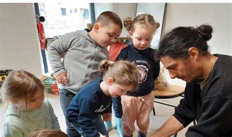 Tréglamus. Les écoliers ont fabriqué un nichoir à insectes - Saint ...