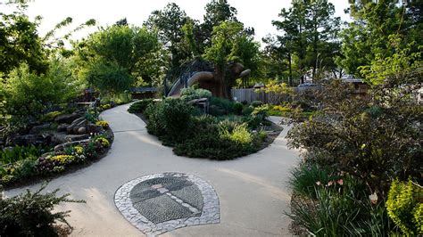 Botanical Gardens Of The Ozarks | Fasci Garden
