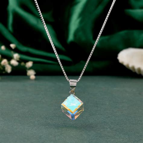 Crystal Pendant Chain Silver | Elegant and Sparkling Crystal-Adorned ...