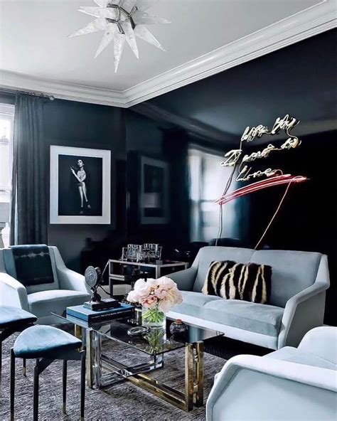 Hello Bombshell 的图像结果