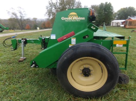 Used Great Plains No-Till Drill 的图像结果