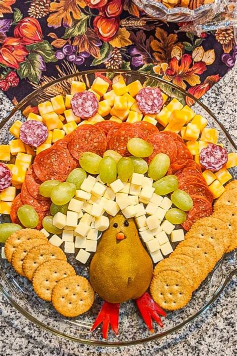 Thanksgiving Charcuterie Board Ideas
