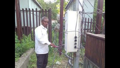 UP: Electrician cuts power supply of police station as revenge for Rs ...