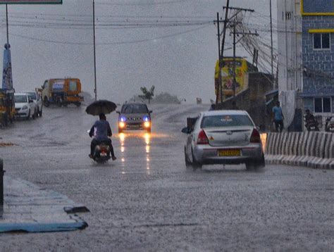 மதுரையில் குறைந்து வரும் மழைப் பொழிவு: காரணம் என்ன? | Madurai district ...