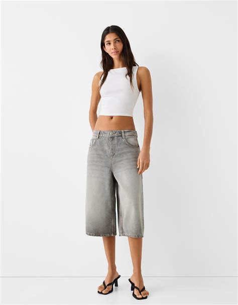Baggy denim Bermuda shorts - Women | Bershka