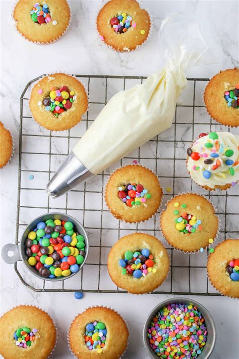 Pinata Cupcakes 的图像结果