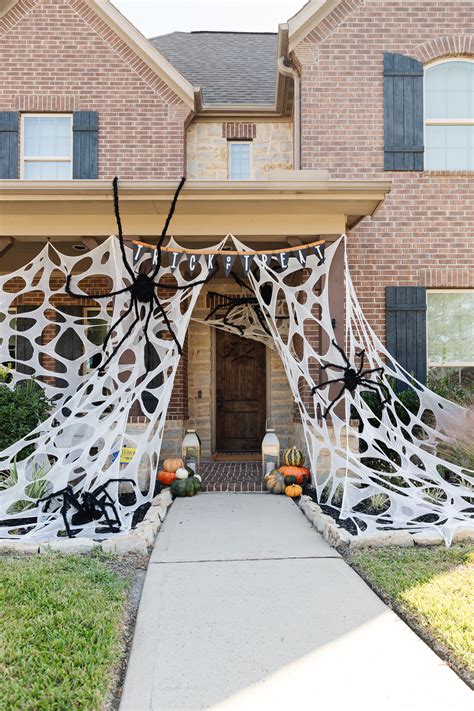Simple Halloween Decorations - Crazy Wonderful