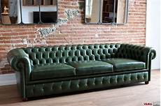divani in pelle vintage divano chesterfield profondo di grandi dimensioni in pelle divani in pelle vintage divano chesterfield profondo di grandi dimensioni in pelle
