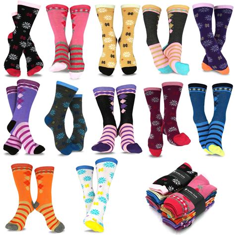 TeeHee Women's Value 12-Pack Fun Crew Socks (Snowflake) - Walmart.com