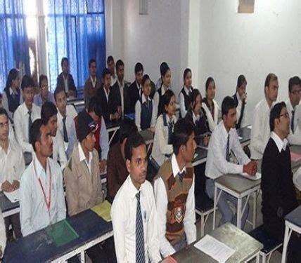 Microtek Group of Institutions Varanasi B.Com Review by Student - Murli ...