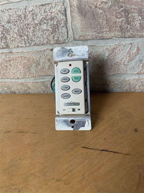 Fanimation Ceiling Fan Remote Control 的图像结果