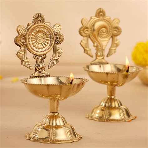 Brass Shankh Chakra Diya Set ( 4.5 Inch) – Vedansh Craft