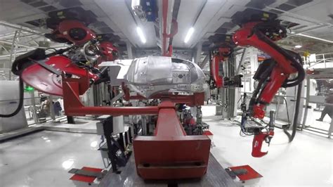 Tesla Factory Robots 的图像结果