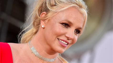 Britney Spears gives “Hit Me Baby One More Time” a COVID-19 rewrite ...