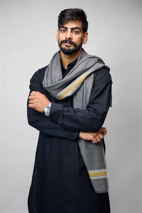 Grey Border Stole For Men – The Shawl Studio